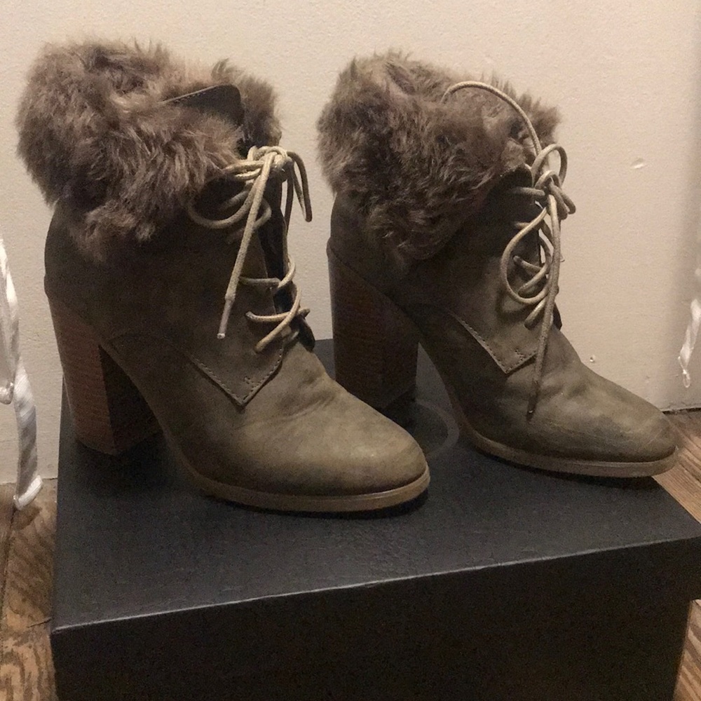 Ankle boots